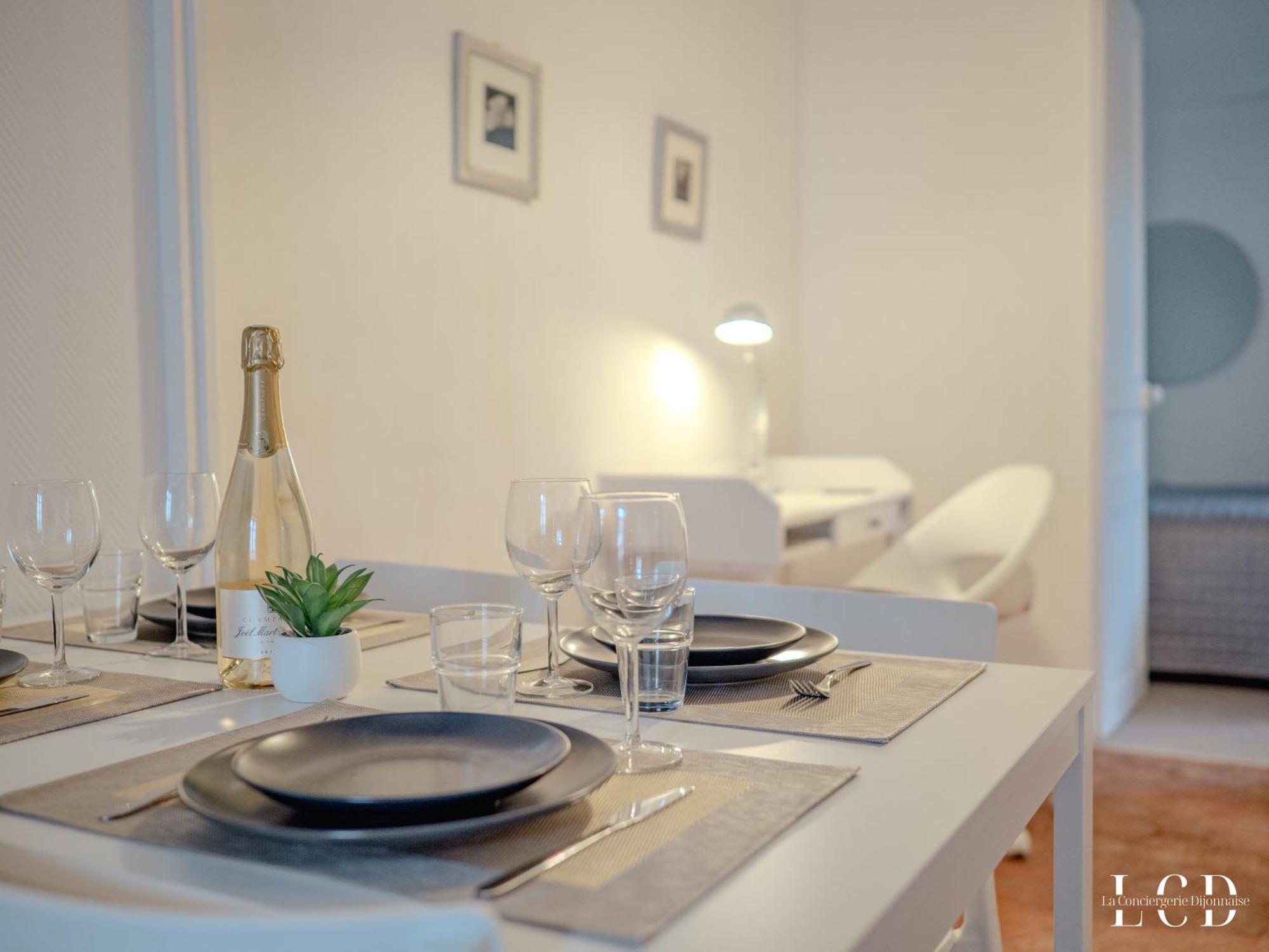 Le Berbisey Dijon Centre Apartment ภายนอก รูปภาพ